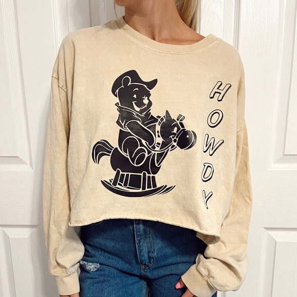 Howdy Winnie The Pooh Long Sleeve Tee - Picture 1 of 6